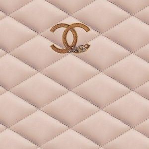 Meet your Posher, Isabel